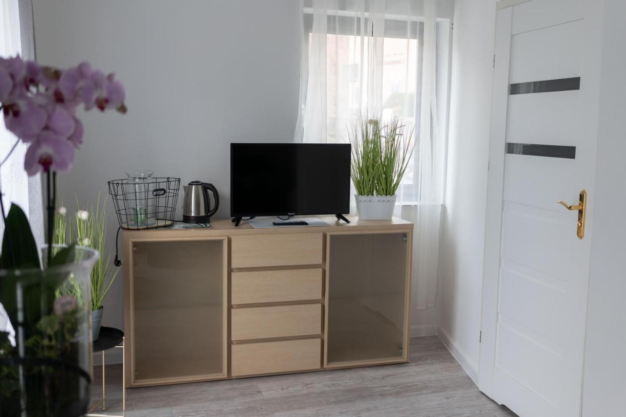 فندق كاميين بومورسكيفي  Marina House المظهر الخارجي الصورة